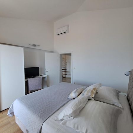Apartments Marija Brela Zewnętrze zdjęcie