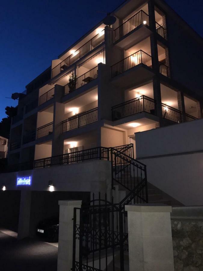 Apartments Marija Brela Zewnętrze zdjęcie