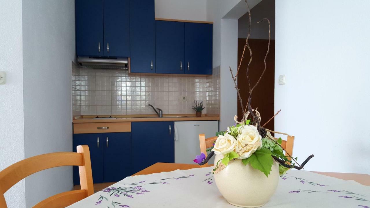 Apartments Marija Brela Zewnętrze zdjęcie